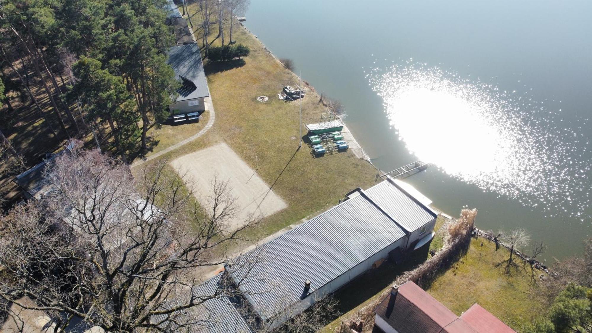 Hotel Yacht Club Bezdrev Hluboká nad Vltavou Esterno foto