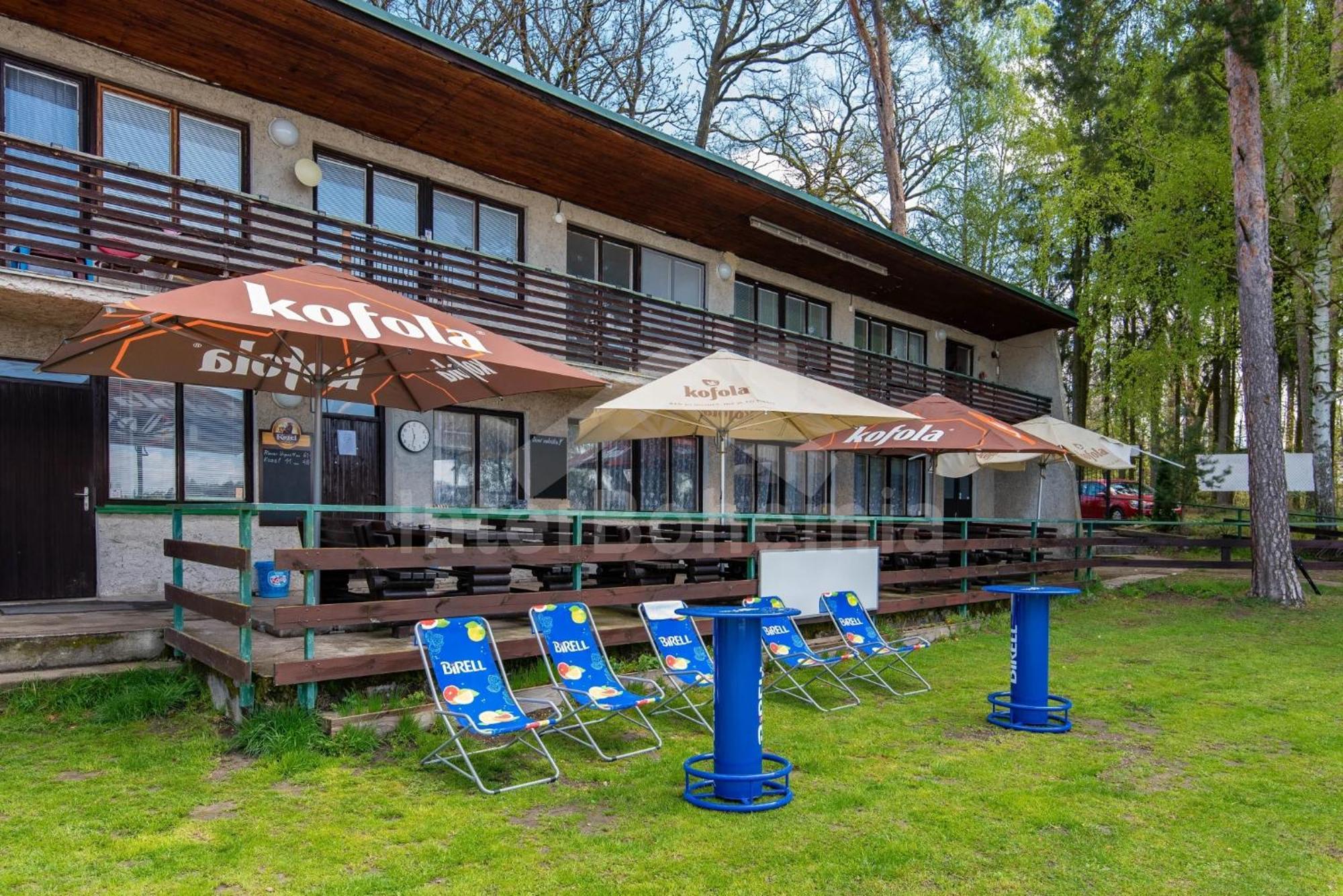 Hotel Yacht Club Bezdrev Hluboká nad Vltavou Esterno foto